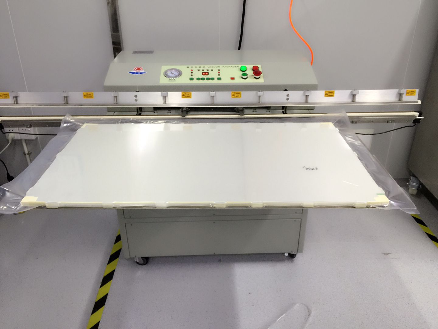 东莞外抽式真空包装机的优势简介